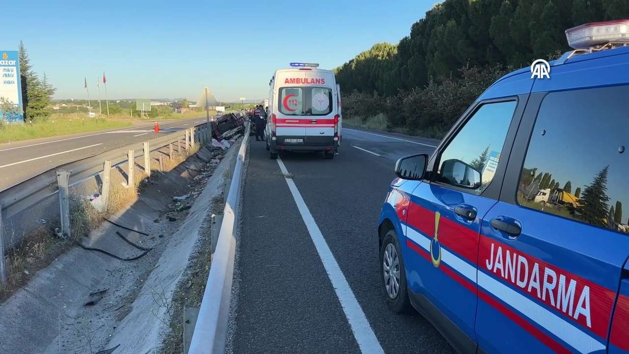 Uşak'ta Hurdaya Dönen Cip 1 Kişiye Mezar Oldu 8